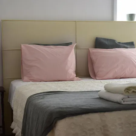 Hébergement de vacances House *