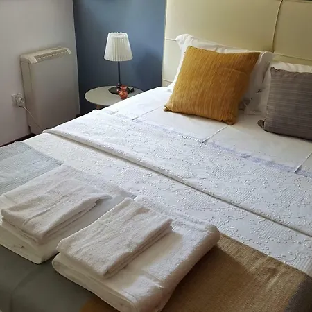 House Bed and Breakfast *